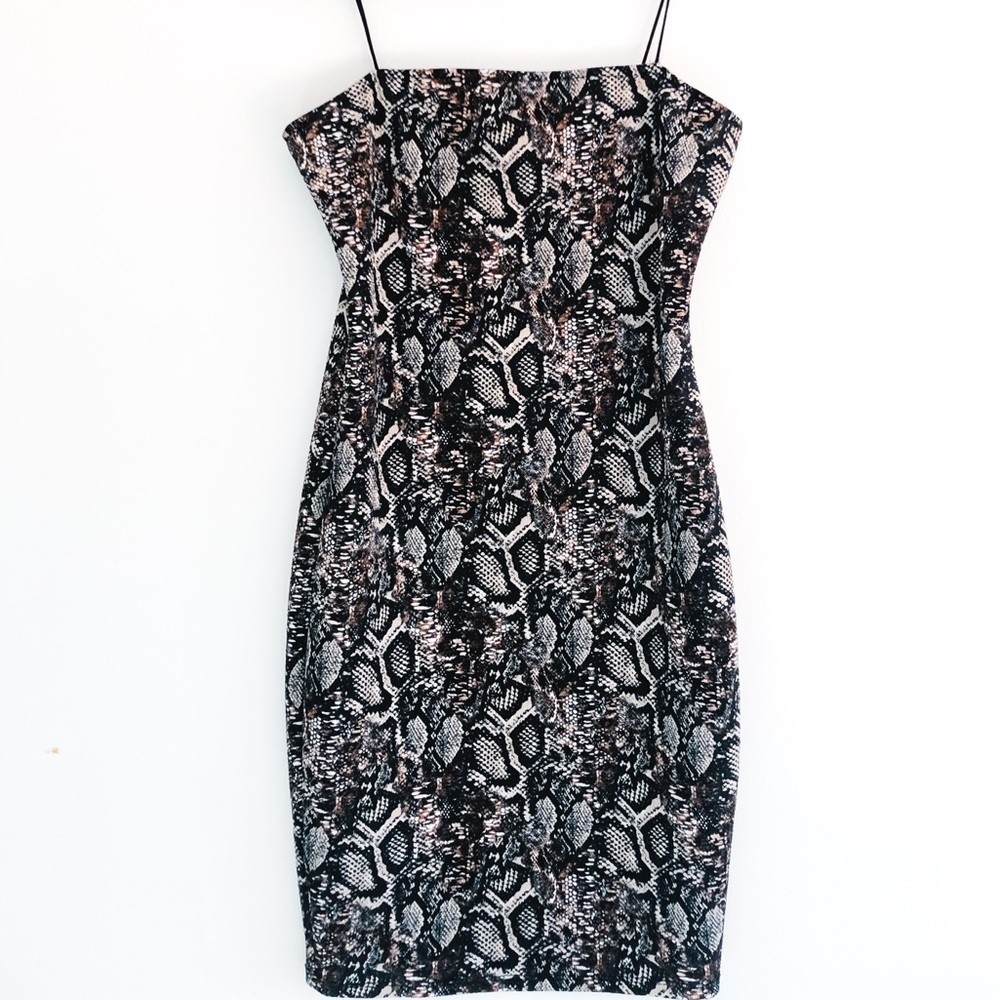 TURKISH BOUTIQUE MINI DRESS
